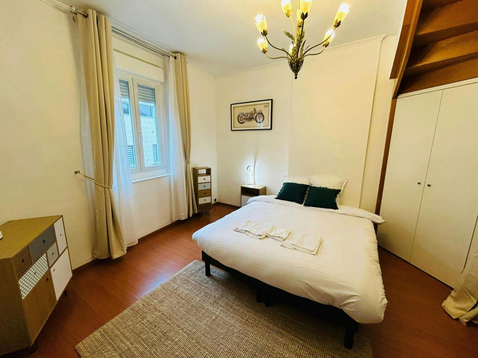 Appartement Le Majestueux Brulee Hypercentre Parking à Reims Extérieur photo